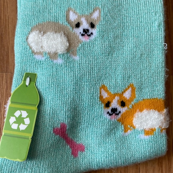 ❤️ Davco Corgi Dog Bone Sustainable Fibers Socks NWT - Picture 4 of 4